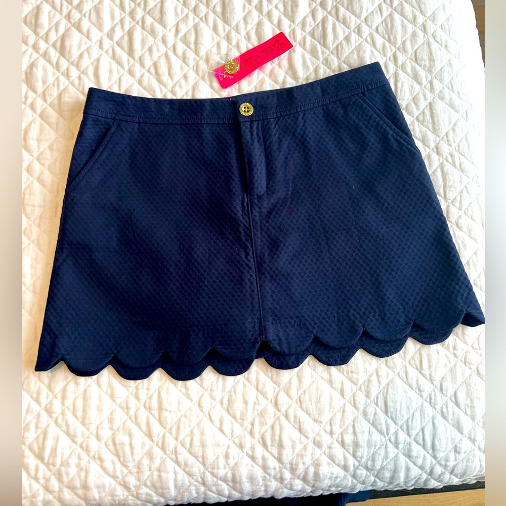 NWT Lilly Pulitzer Navy Skort size 10